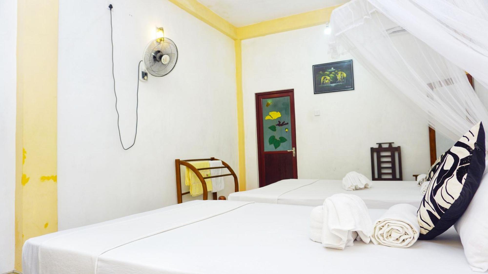 Sigiri Dilu Villa Sigiriya Bagian luar foto