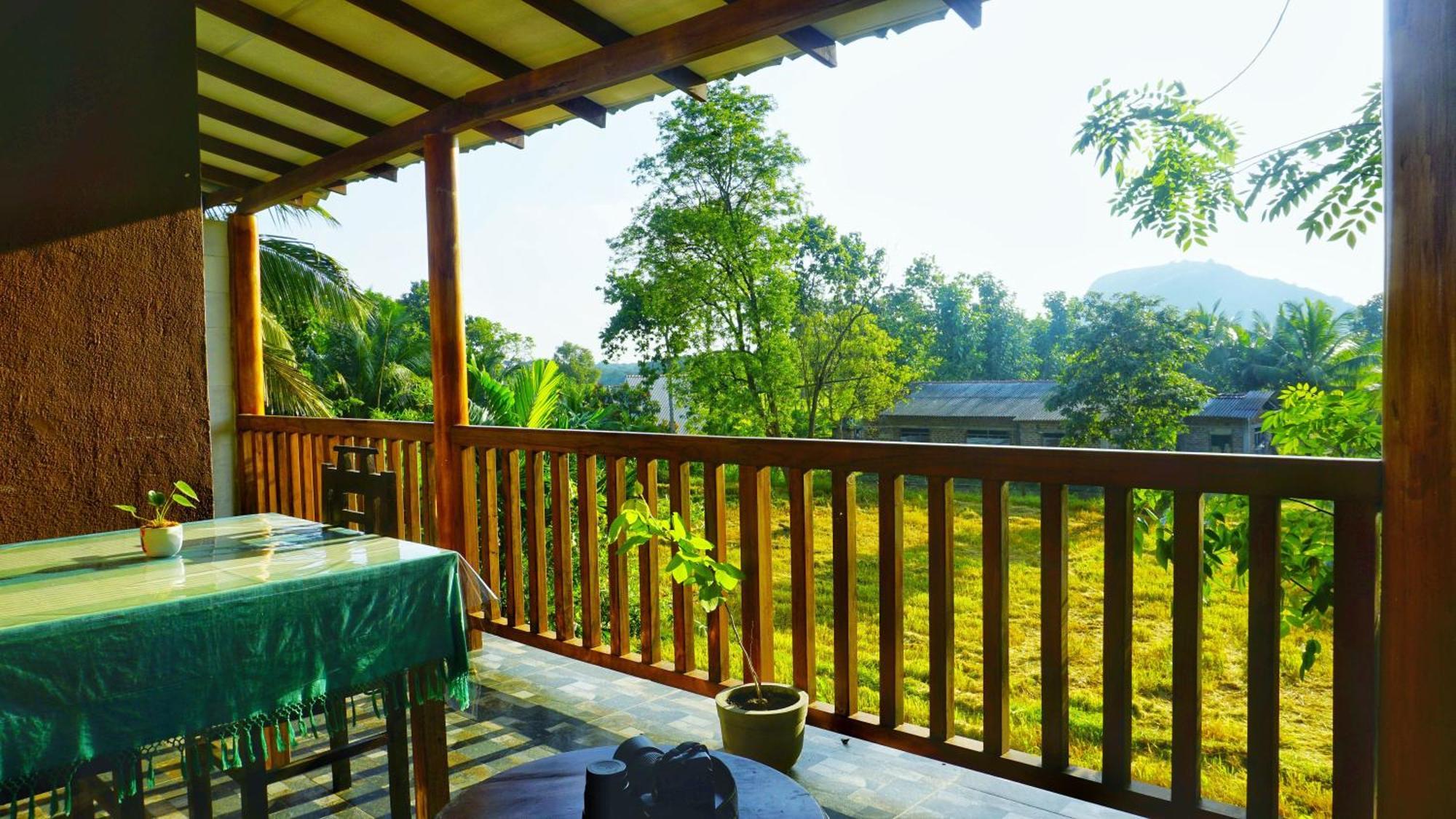 Sigiri Dilu Villa Sigiriya Bagian luar foto